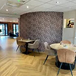 Le Pavillon De 2*