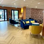 Le Pavillon De Hotel Saint-Lô