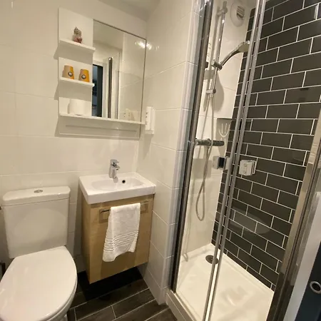 Le Pavillon De - Anciennement Lunotel 2* Saint-Lô