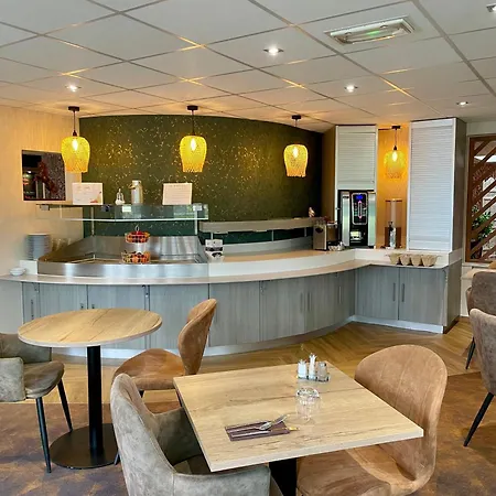 Le Pavillon De - Anciennement Lunotel Hotel Saint-Lo