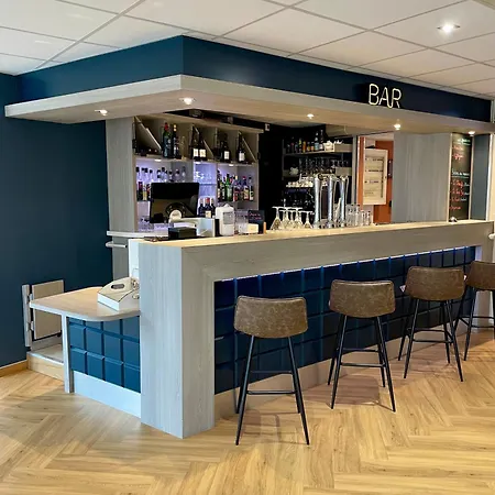 Le Pavillon De - Anciennement Lunotel 2* Saint-Lô