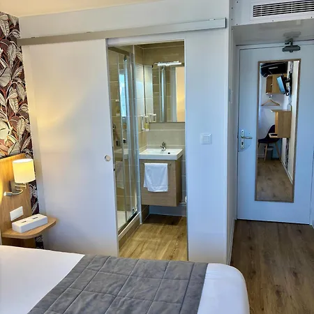 Le Pavillon De 2* 圣洛