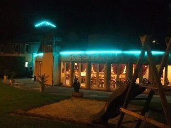 Le Pavillon De Hotel Saint-Lo