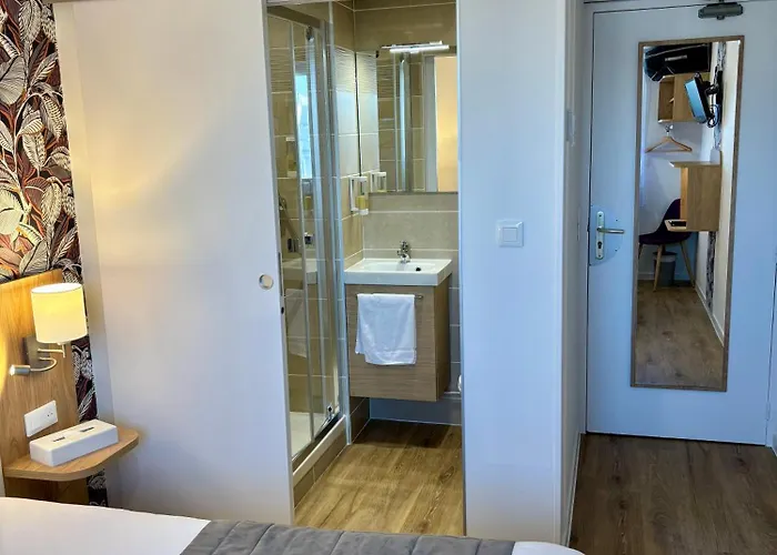 Le Pavillon De 2* Saint-Lo