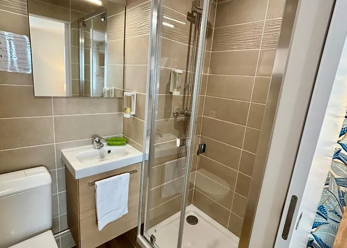 Le Pavillon De Hotel Saint-Lo